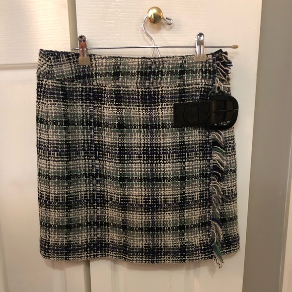 Ectcetera size 4 plaid skirt with a buckle - Picture 2 of 4